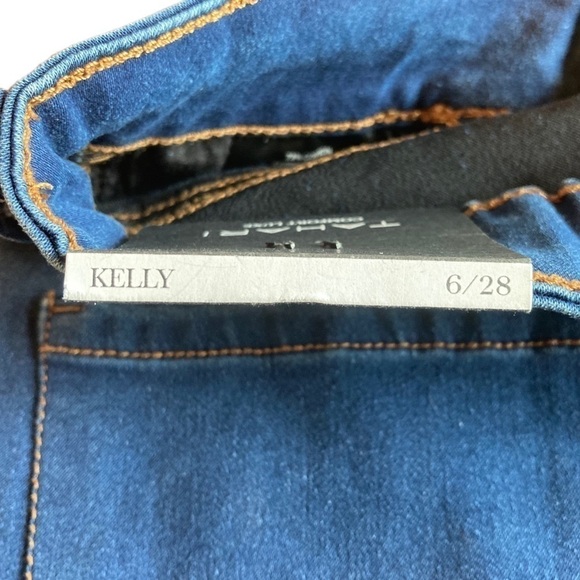 TAHARI Jeans - Picture 2 of 7
